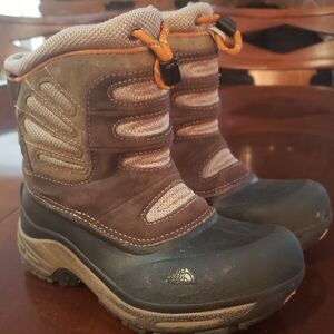 The North Face Kids' Brown and Orange Snow Boots
